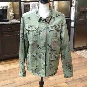 Lea & Viola size medium hunter green jacket.